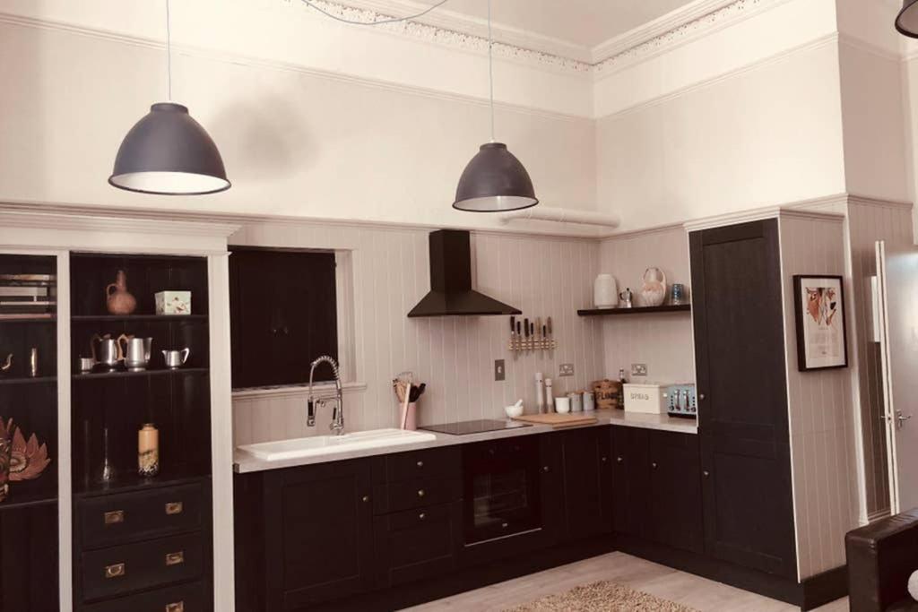 Seaside Escape - Gorgeous 2 Bed Apartment In St-Leonards-On-Sea Гастингс Экстерьер фото