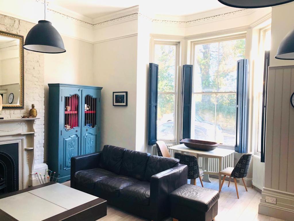 Seaside Escape - Gorgeous 2 Bed Apartment In St-Leonards-On-Sea Гастингс Экстерьер фото